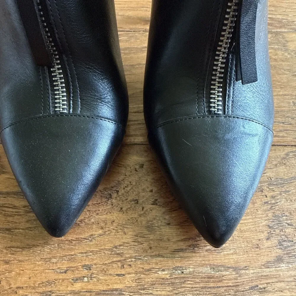 Michael Kors MK 7.6 M Black Leather Ankle Boots Front Zipper Pointed Toe Witchy